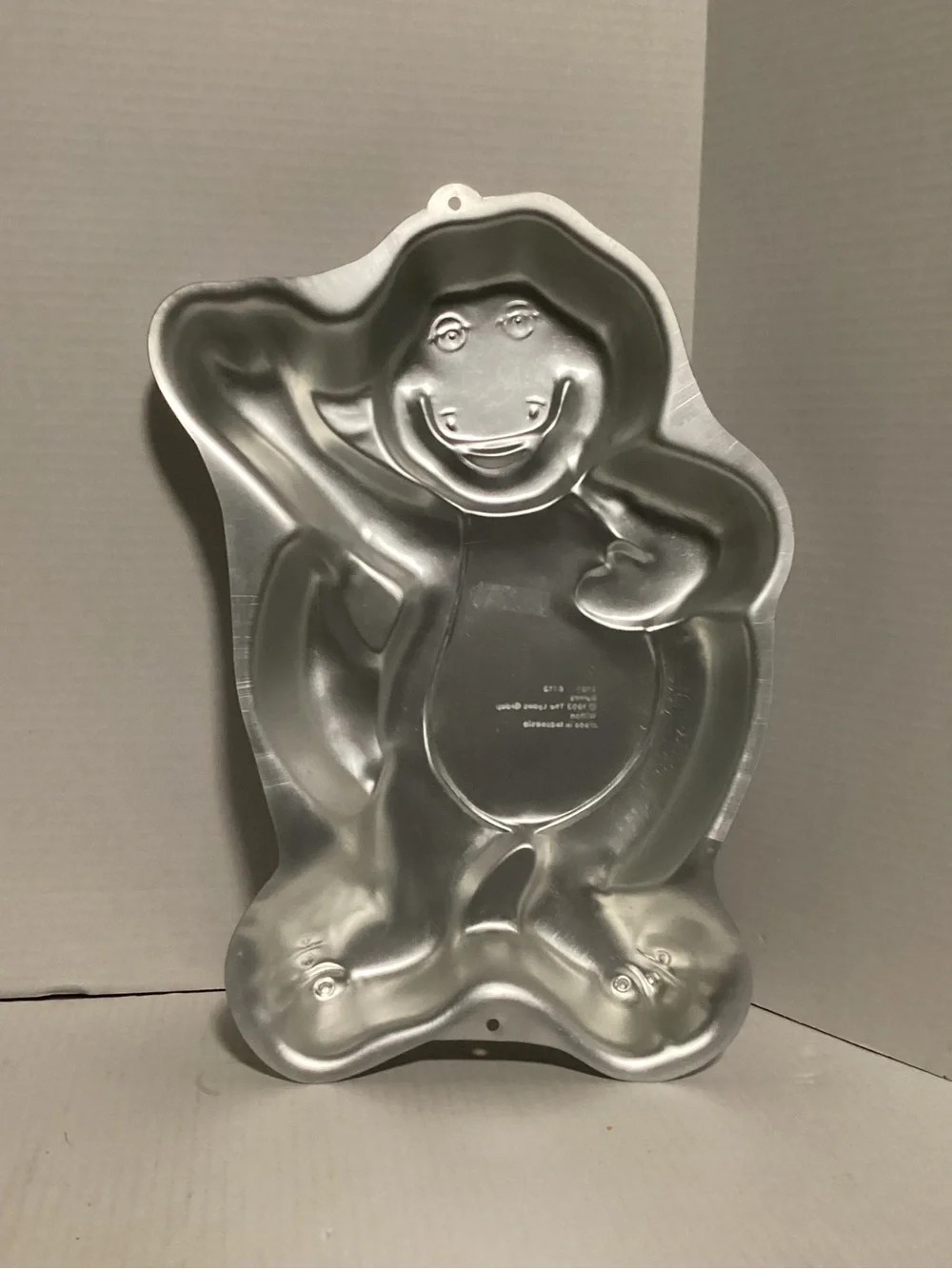 Wilton 1993 Silver Barney Cake Pan Mold
